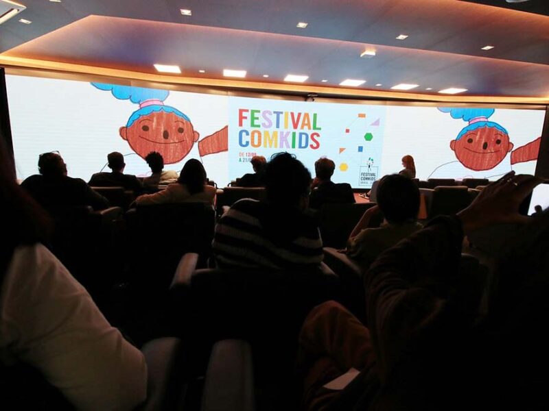 Escuela Plus recibió tres premios a la excelencia educativa y audiovisual en el Festival comKids 2025 de Brasil