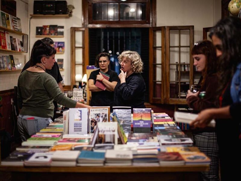 30.800 lectoras y lectores visitaron la Feria de Editores 2025