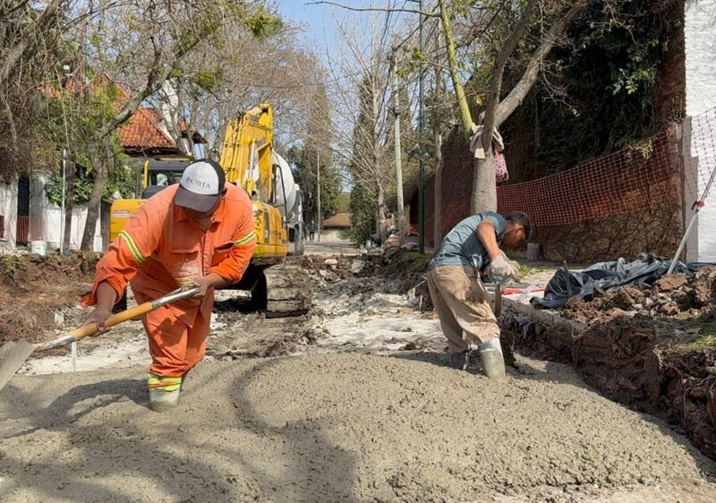 Continúan las mejoras en las calles de San Isidro: finalizaron 160 obras y hay otras 14 en ejecución