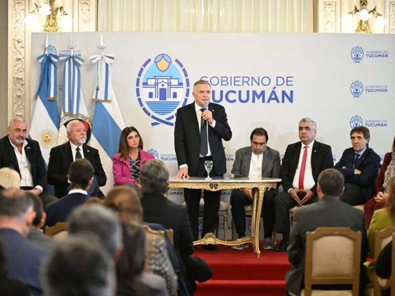 Tucumán será la primera provincia en formar a sus docentes en IA