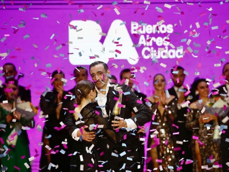 Los campeones mundiales de tango son porteños: Leandro Bojko y Micaela García ganaron en el Gran Rex la competencia más importante del mundo