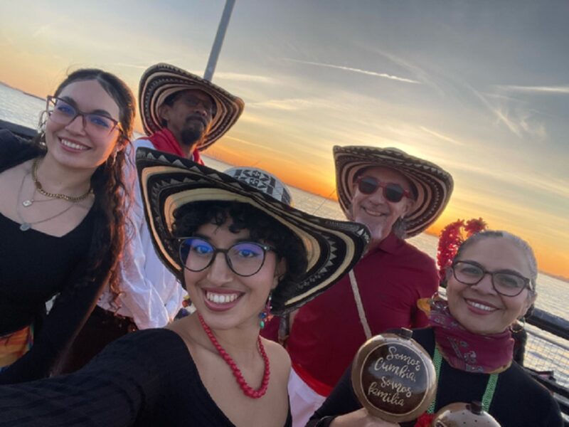 Queens se viste de gala con la cultura colombiana en la emblemática Terraza 7 de Freddy Castiblanco