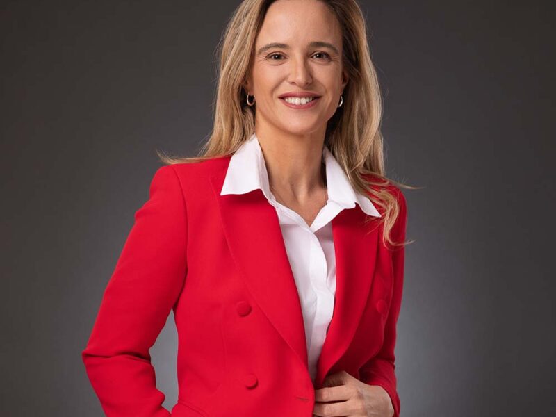 Con foco en la expansión del negocio, Adobe centra su estrategia de IA en Chile bajo la dirección de Sofía Arrambide