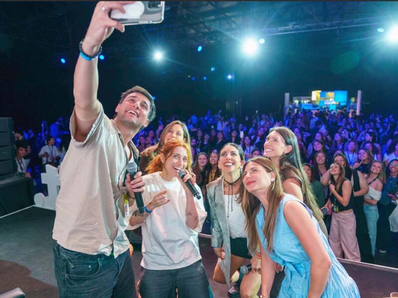 La era de los creadores de contenido consolida su liderazgo y Buenos Aires se establece como hub de la industria en la región