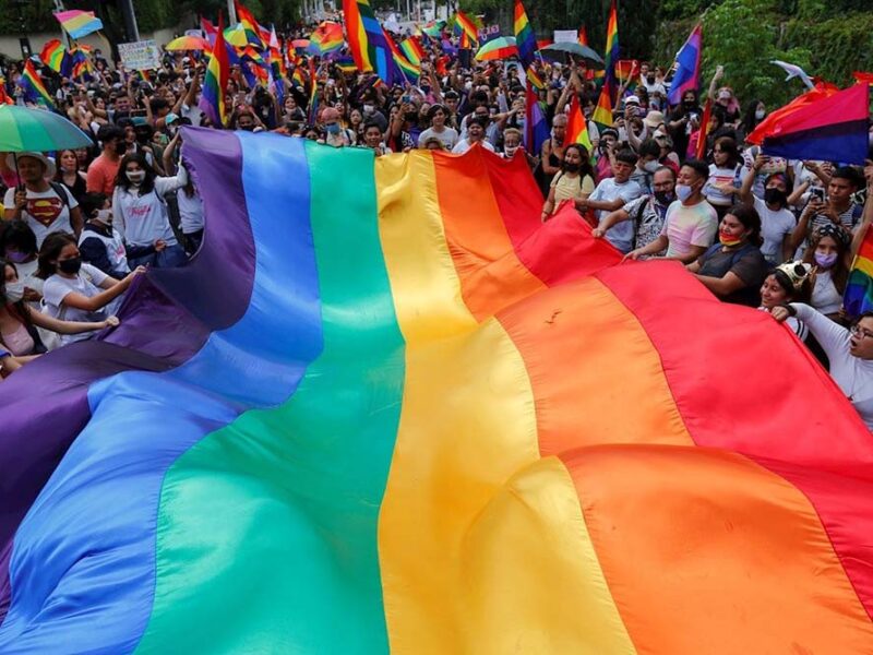 Carroza de Artlab en la Marcha del Orgullo a beneficio de Fundación Huésped