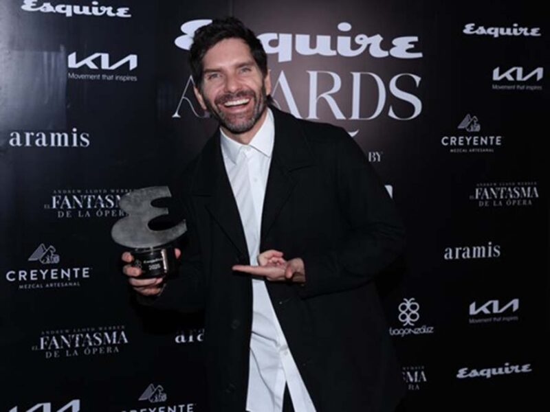 Revista Esquire premia a Arap Bethke por su compromiso con la responsabilidad social en los ‘Esquire Awards 2025’