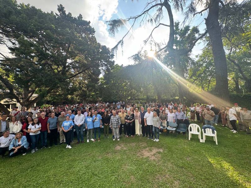 Decenas de familias se dieron cita en el encuentro de oración ‘Unidos por la Familia’ en San Isidro
