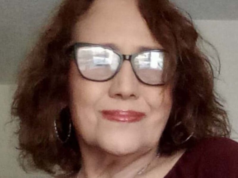 Ahora que te escribo este poema