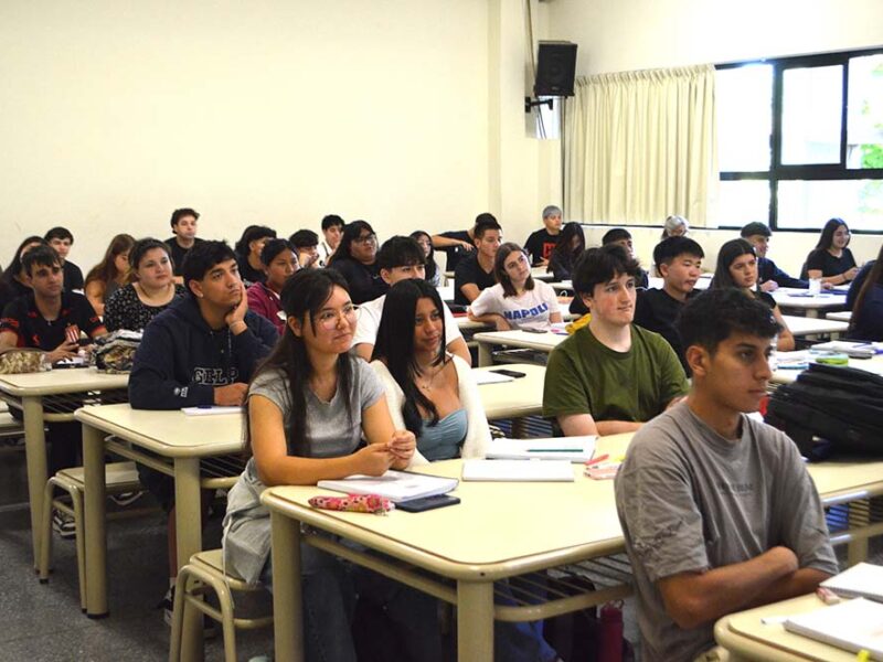 La Facultad de Ingeniería de la UNLP recibió a los ingresantes 2026