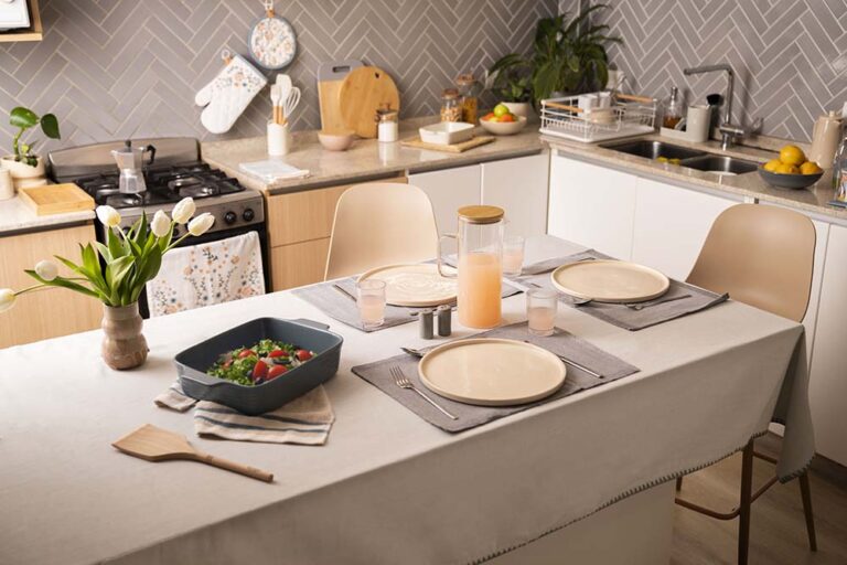 Arredo vuelve a sus raíces con más color, diseño, arte y actitud