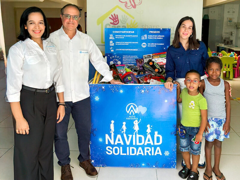 Auto Asesores entregó juguetes a la FACCI