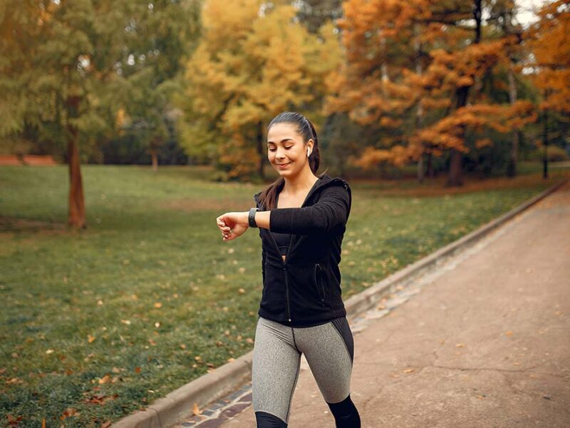 Caminar al menos 30 minutos al día ayuda a reducir el riesgo de enfermedades del corazón