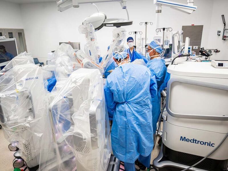 Cleveland Clinic, primer hospital en EE. UU. en realizar cirugía prostática asistida por robot con un sistema recientemente aprobado por la FDA