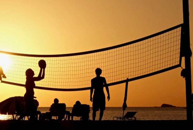Los mejores deportes para practicar en la playa