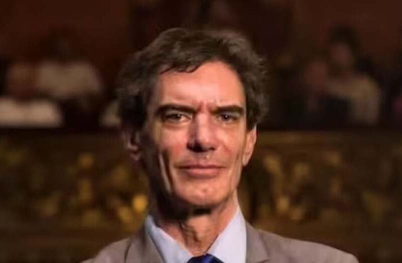 El Ministerio de Cultura lamenta el fallecimiento de Darío Lopérfido