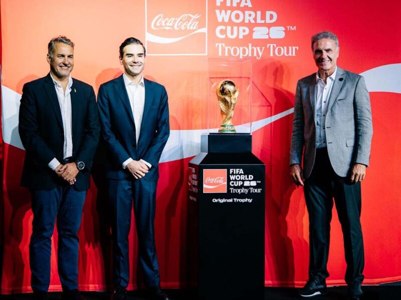 Más de 7.000 argentinos vivieron la emoción inolvidable del Tour del Trofeo de la Copa Mundial de la FIFA™, por Coca-Cola en Buenos Aires