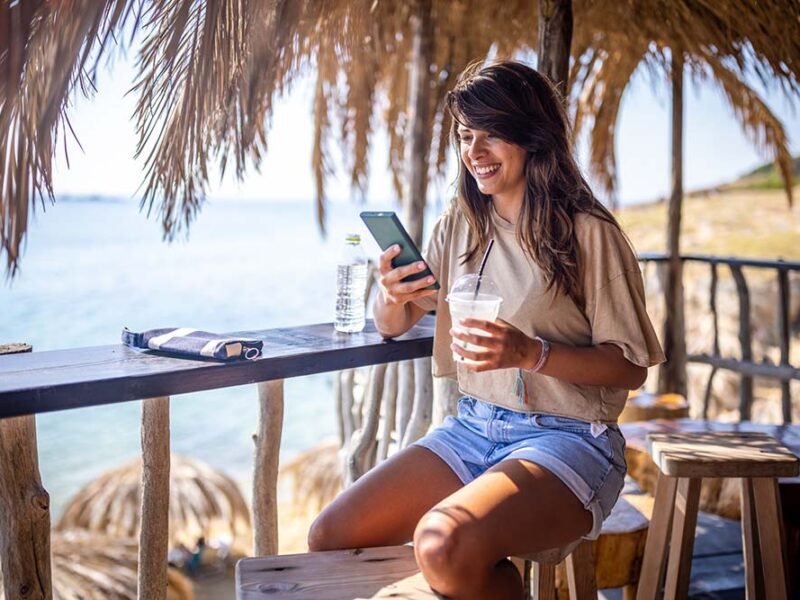 Turismo sin efectivo ni tarjetas: pagar con QR cripto, la nueva experiencia para viajeros