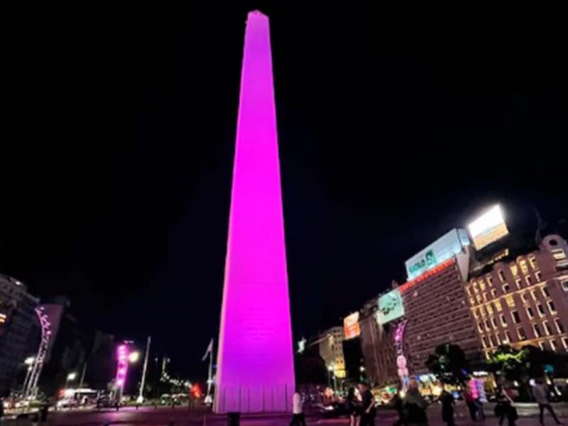 Argentina se iluminó de violeta por la epilepsia