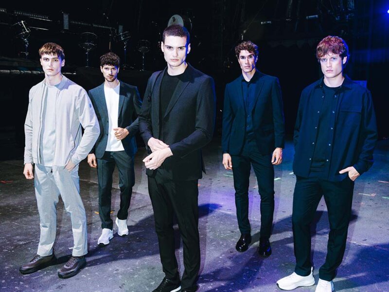 Devré dio a conocer su nueva línea performance PFR+ en una experiencia inmersiva junto a Fuerza Bruta