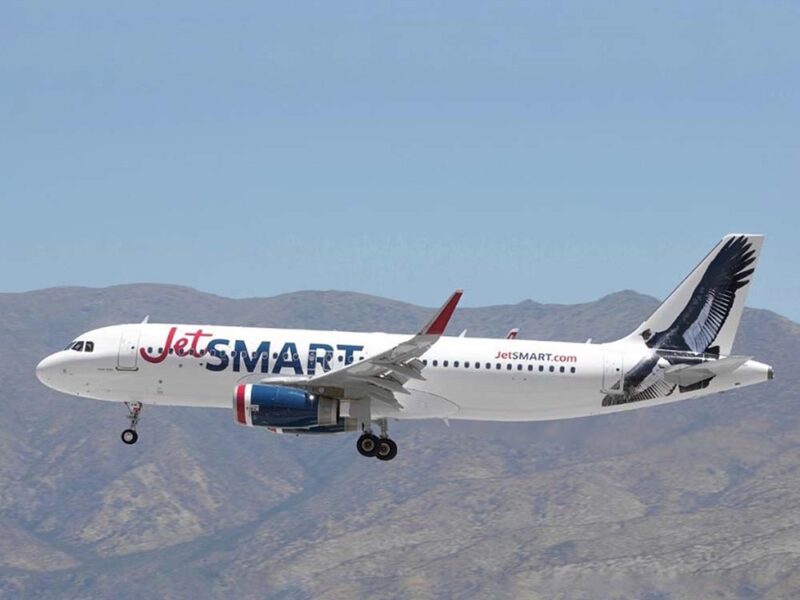 JetSMART convierte sus aviones en embajadores de la biodiversidad sudamericana