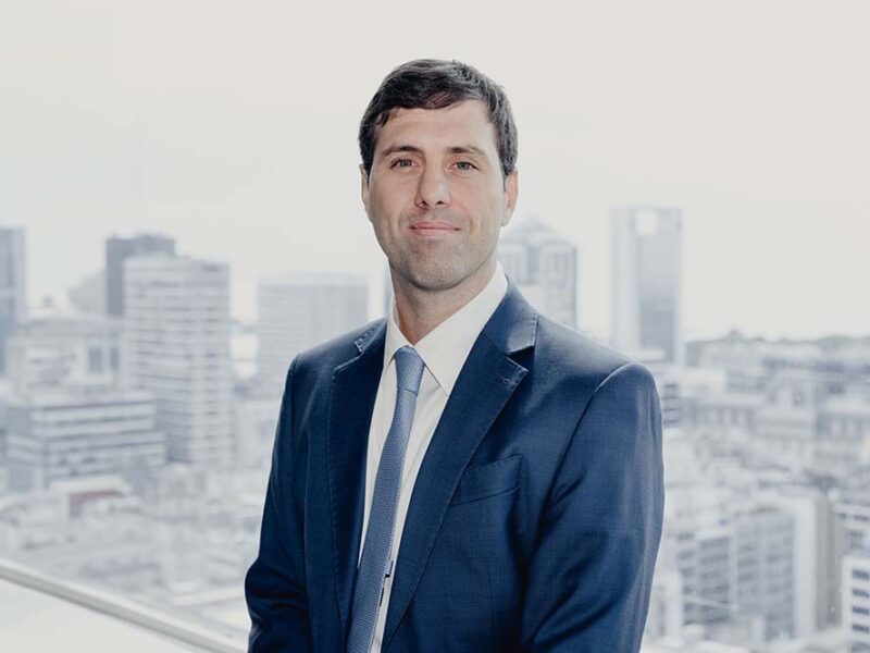 Nuevos socios en Nicholson y Cano