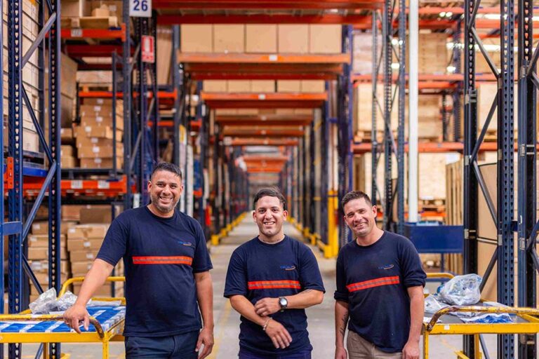 Los 5 perfiles más demandados en logística (y por qué escasean)