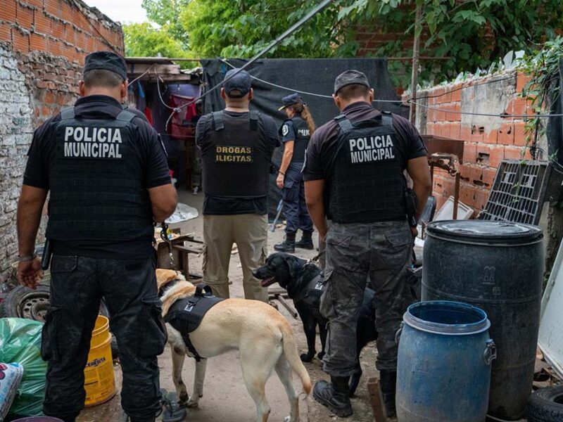 Allanamientos en Garín: desarticulan un punto de venta de droga y secuestran más de 400 dosis de cocaína