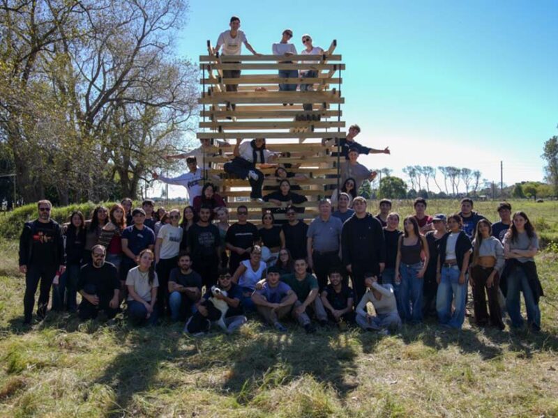 Estudiantes de Arquitectura y Diseño de la UM desarrollaron proyectos reales en General Lavalle