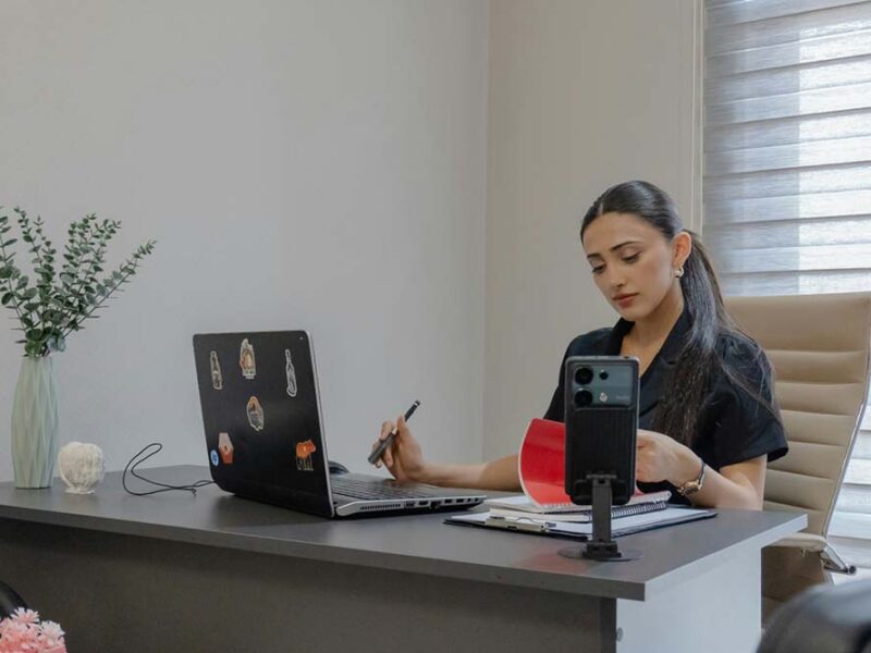 Cannabis medicinal y negocios: el caso de la clínica que creció con 9 médicos, 20.000 pacientes y apoyo de 25 ONGs