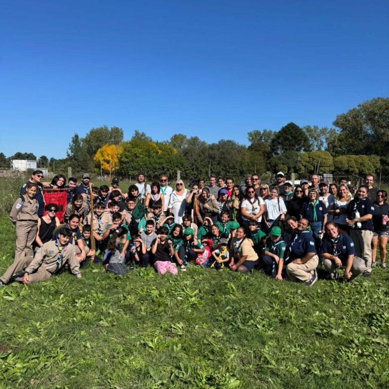 La Guía Argentina de Franquicias plantó 120 árboles para compensar su huella ambiental