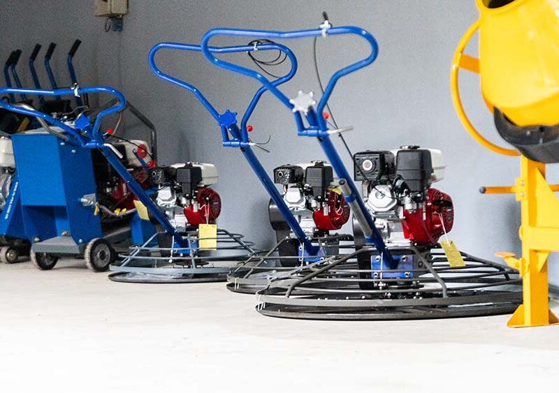 Alquiler de maquinaria liviana: la tendencia que crece en construcción y mantenimiento