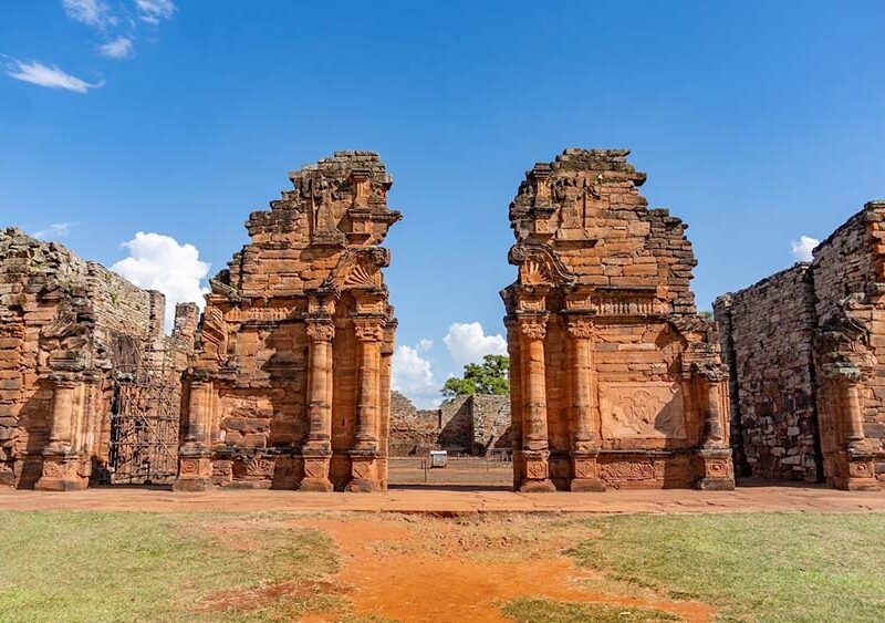 Monumentos que cuentan el Conosur