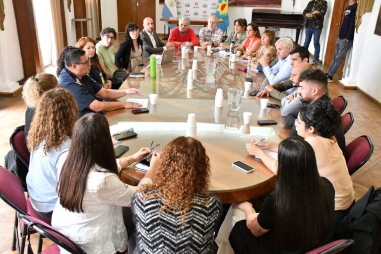 Morón impulsa acciones conjuntas para prevenir la violencia en las escuelas