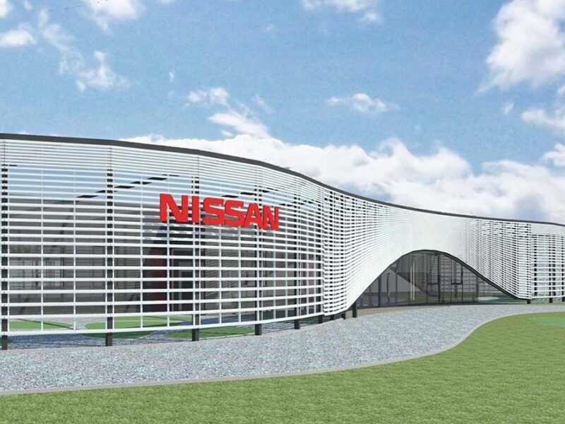 Nissan evalúa un cambio en su modelo de distribución en Argentina y reafirma la continuidad de sus operaciones en el país