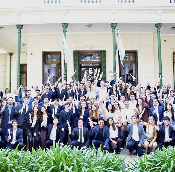 Orgullo platense: más de 90 nuevos profesionales de Ingeniería para el desarrollo del país