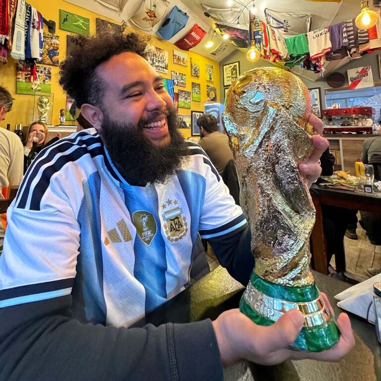 Pluto TV transmite hoy 15 de abril Libertad (PY) vs. Rosario Central (ARG) por la Copa Conmebol Libertadores 2026