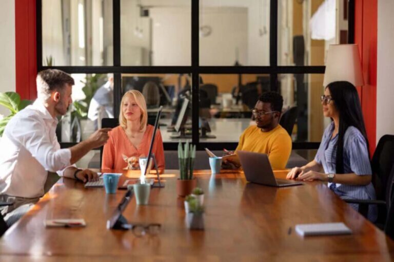 Primer empleo en tecnología: cómo GlobalLogic apuesta por formar talento joven con foco en IA