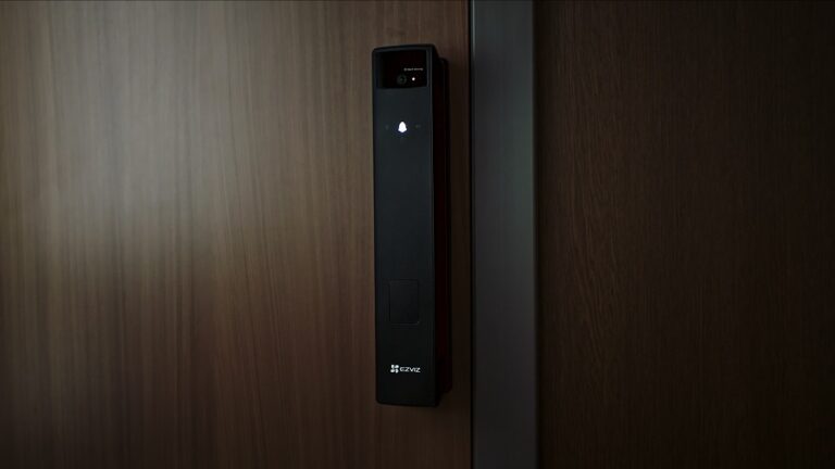 La puerta de entrada se vuelve inteligente: crecen los accesos sin llave y con control en tiempo real