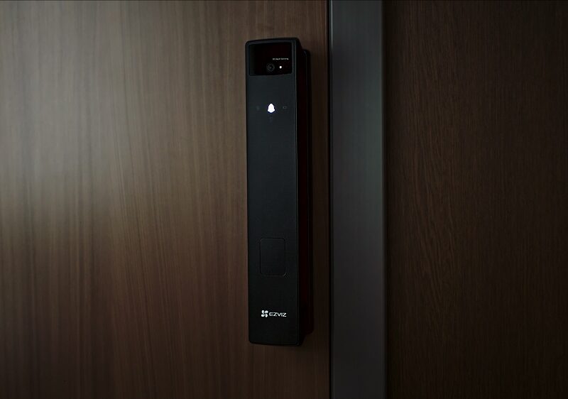 La puerta de entrada se vuelve inteligente: crecen los accesos sin llave y con control en tiempo real