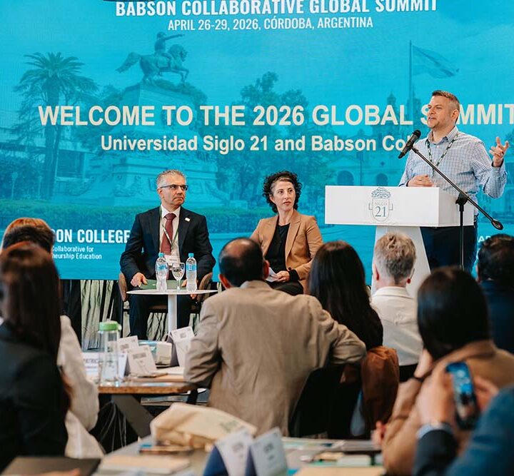 Universidad Siglo 21 lideró la agenda internacional de educación y emprendimiento en el Babson Global Summit 2026