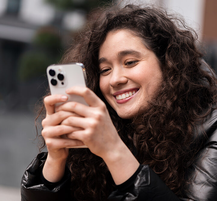 América Latina: el encarecimiento histórico de los smartphones amenaza con frenar la inclusión financiera digital