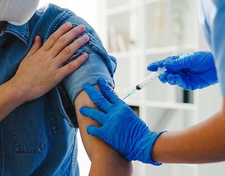 La vacunación a lo largo de la vida es clave para prevenir enfermedades y proteger a la comunidad