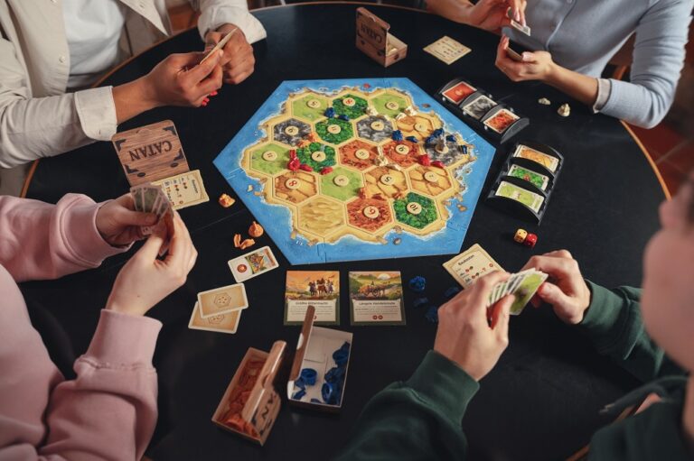 Casi 1.000 nuevos títulos en 5 años: el boom de los juegos de mesa modernos que crece a doble dígito en Argentina