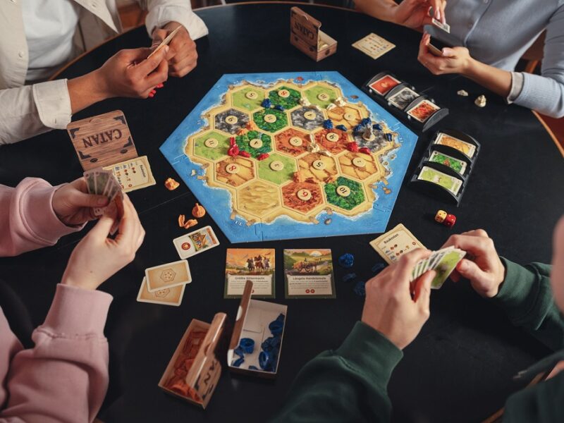 Casi 1.000 nuevos títulos en 5 años: el boom de los juegos de mesa modernos que crece a doble dígito en Argentina