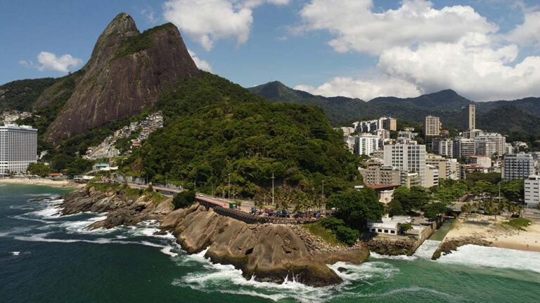 6 actividades acuáticas ideales para quienes planean sus vacaciones en Rio de Janeiro