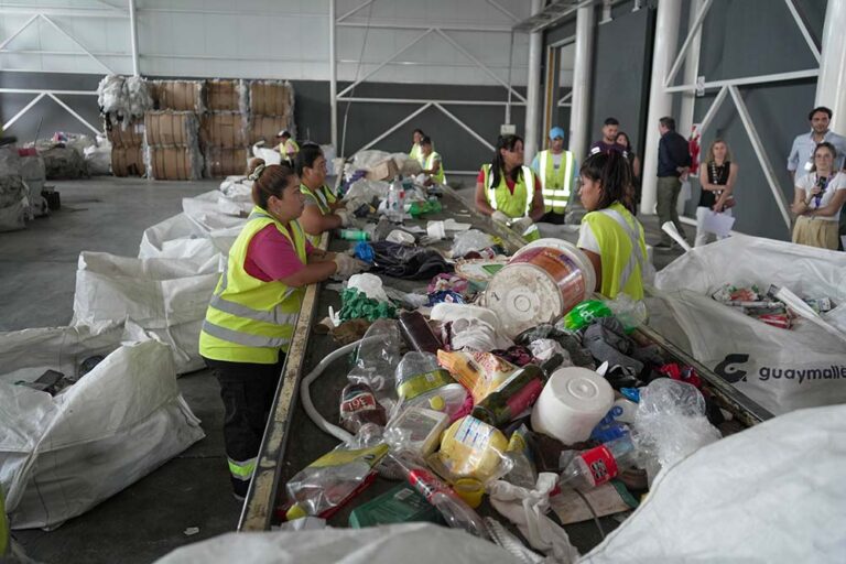 Cierre de un basural en Guaymallén:  más de 140 recuperadores se incorporaron al reciclaje formal
