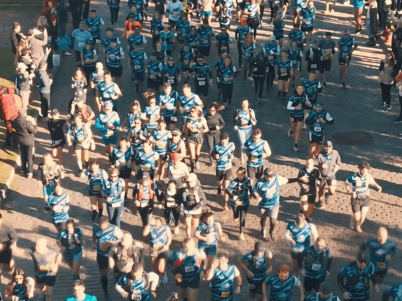 Colonia del sacramento presenta su primera media maratón internacional con un evento único