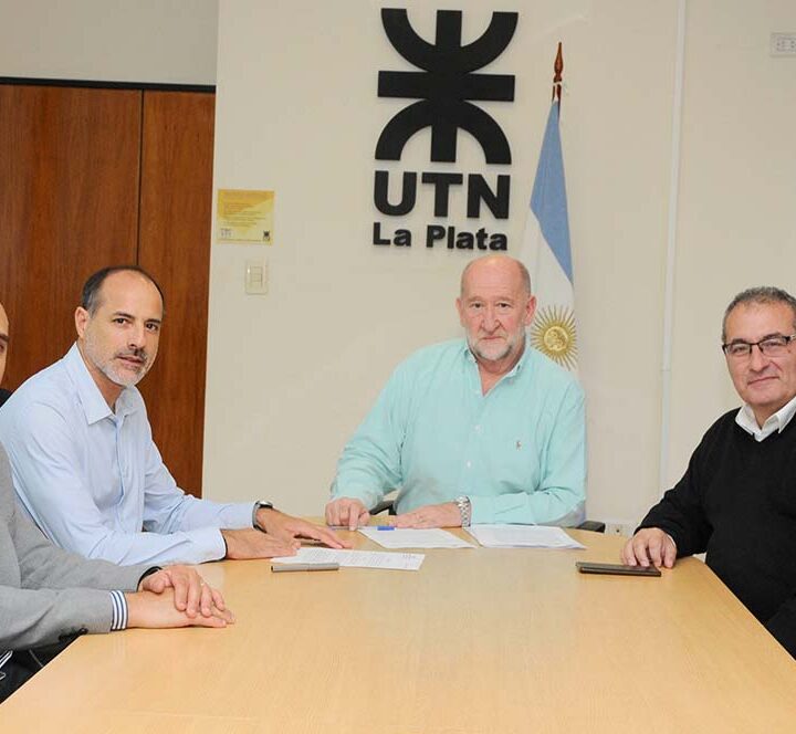 El Consejo Profesional de Ciencias Informáticas bonaerense firmó un convenio con la UTN La Plata