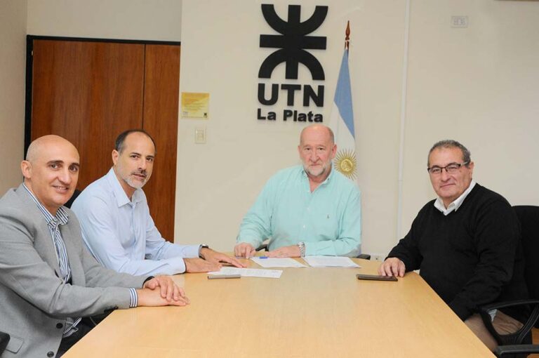 El Consejo Profesional de Ciencias Informáticas bonaerense firmó un convenio con la UTN La Plata