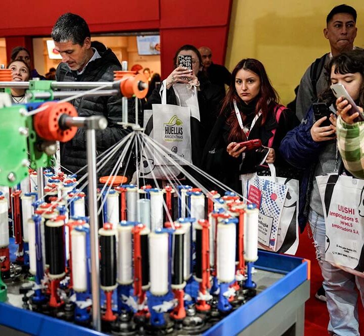 Tendencias, negocios y networking en la agenda de Emitex, Simatex y Confemaq 2026